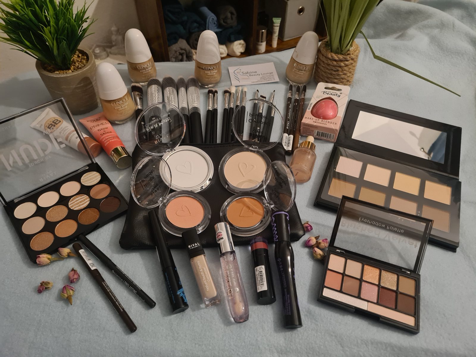 Wimpern- und Augenbrauenbehandlung in der Sabine Beauty Lounge Kaufbeuren